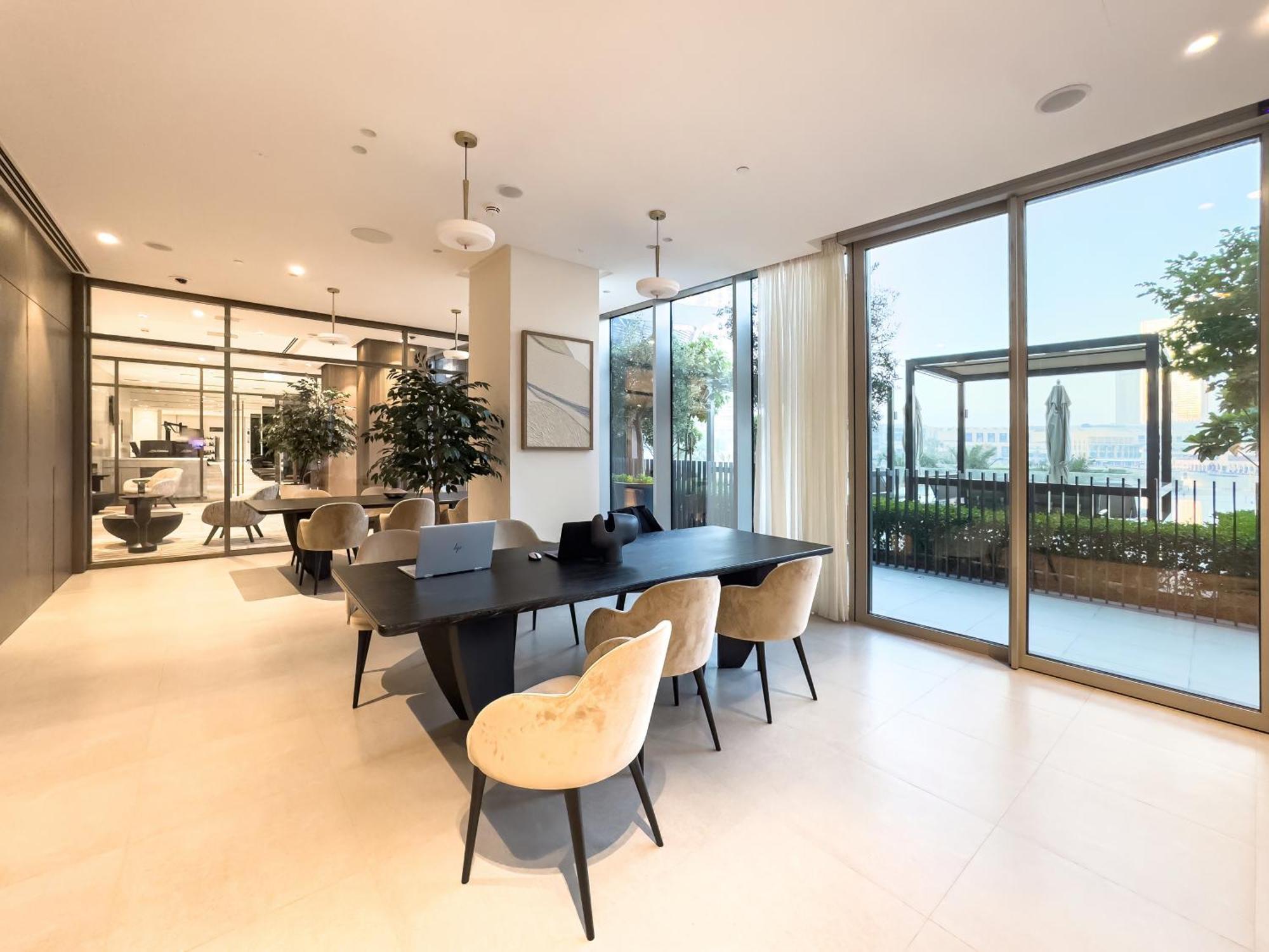Emaar Grande - Elegant 1 Bedroom - Infinity Pool - 1min To Mall And Burj Khalifa Dubai